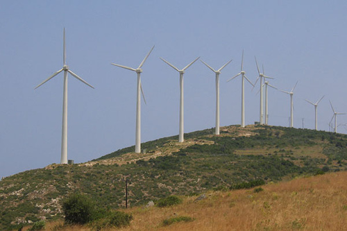 Αυτοί είναι οι πέντε κρίσιμοι άξονες στους οποίους θα επενδύσει η Ελλάδα προκειμένου να διεκδικήσει την ενεργειακή της αυτάρκεια