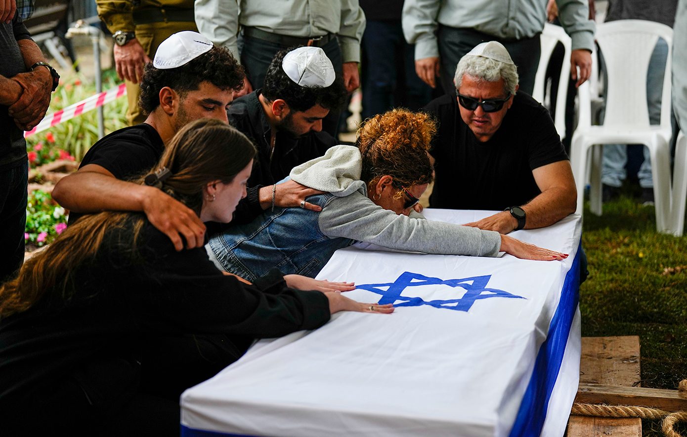 Γονείς ισραηλινών στρατιωτών εκλιπαρούν να μην πολεμήσουν στη Ράφα &#8211; «Είναι παγίδα θανάτου»